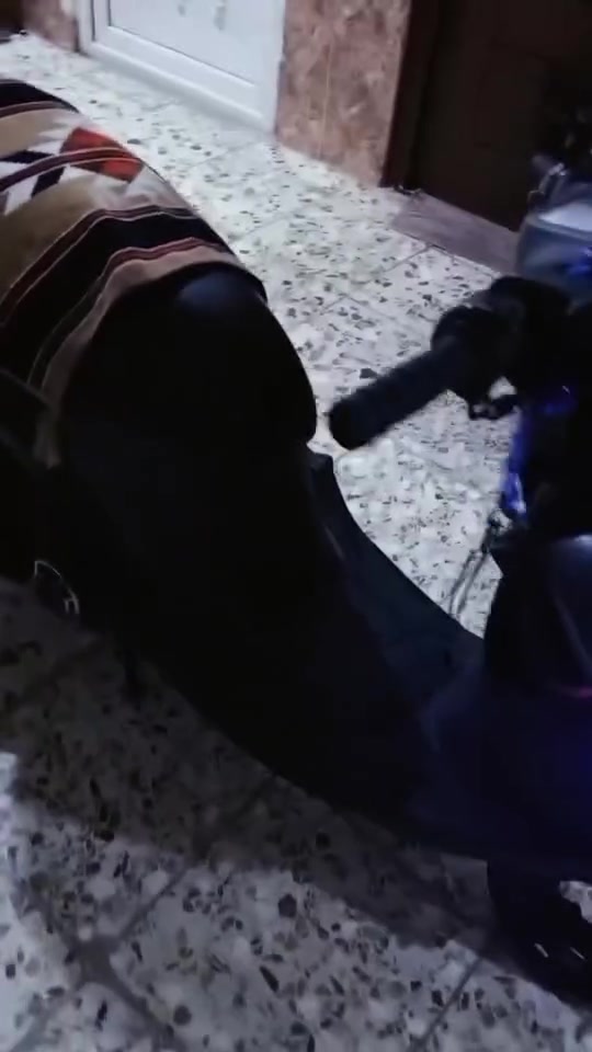 السلام عليكم ماكس عدله للبيع صارله 25طالعه من الحاويه دراجه بوشه 55بلادي دراجه برغي ما مفتوح بيها دراجه كامله ماعايزه ربع بيع او مراوس بفيوجن السعر عل خاص للستفسار ***********
