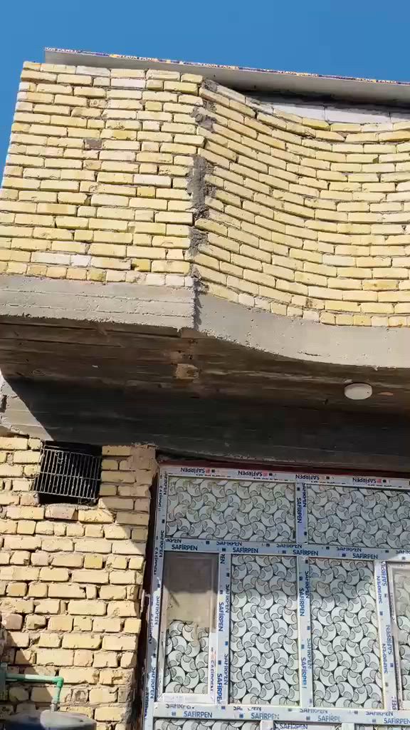 #السلام عليكم 
بيت للبيع حي الغدير طابو صرف ٢٣٠ متر بناء حديث طابقين ...وجاهز من كلشي  قرب نادي القاسم الرياضي .. للاستفسار 
***********
