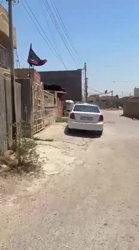 سلام عليكم للبيع مجمع النخيل القريه النفطيه مراجعة صاحب الدار ابو ضياء الساعدي *********** غير متواجد عل فيس
