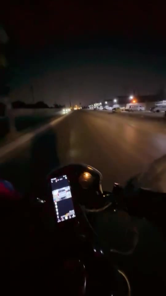 سلام عليكم لد زنون عالي ناصي H4 200Wدبل براد اصلي 
شرط نهار وعل فحص 
سعر زنون ب45موجود توصيل
*********** واتساب
