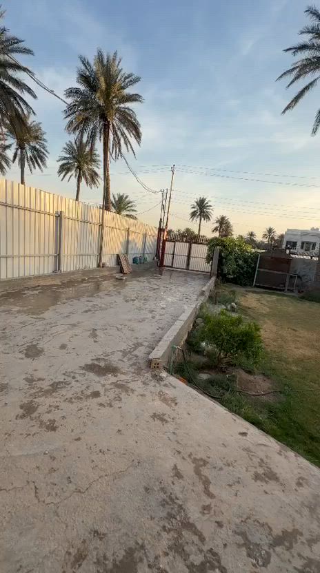 للبيع جوه سوق بسعر مناسب 
البيت بسمنأ حصرا 
السعر جوه سوق وفرق تتاكد بنفسك
بناء درجه اولى بدق تفاصيله
العنوان //بغداد //الكاظمية //الطي نهايت شارع سليم درويش ارقى شارع بطي
المساحه 900 متر
تفاصيل اكثر إتصال برقم 
اسفه ممتواجده ع الفيس
رقم بي واتساب
***********

