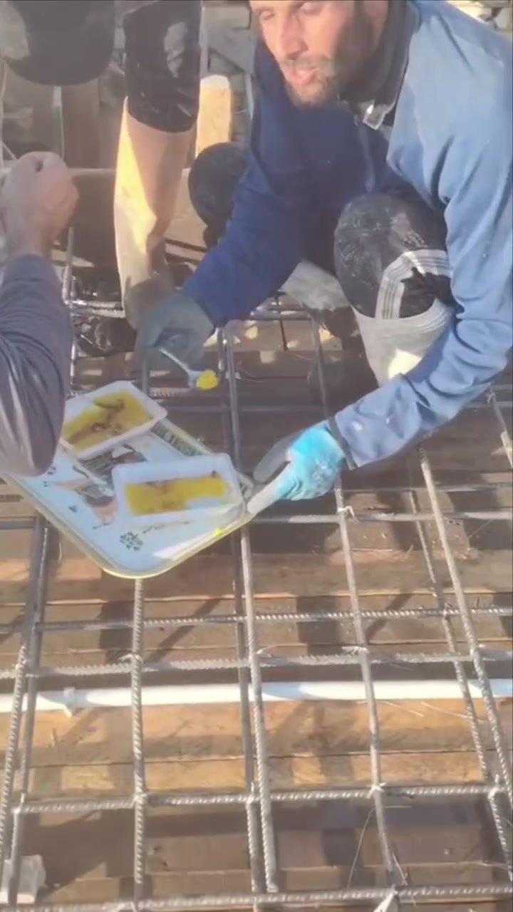 شركةابابيل للكونكريت
الفرع الاول في قضاء عفك
الفرع الثاني في محافظة الديوانيه 
 النجار حسن النجار 
للتواصل معنا,الـمـديــر حسن حبيب الحمزاوي ***********
معاون الــمــديـــر محمد الشمري    ***********
ومن الله التوفيق إشارة إلى الأصدقاء 󱢏

