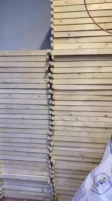 السلام عليكم ورحمه الله وبركاته شباب شباب عندي طاوليات مربعات جديده ما مستخدمات بس اني اريد اعز للفرن وعندي كرك جديد ما مستخدم تقريبا عشره ايام وعندي عجانه دمبار الشراي يدخل لي خاص او يتصل على هذا الرقم وكان بغداد التاجي ***********
