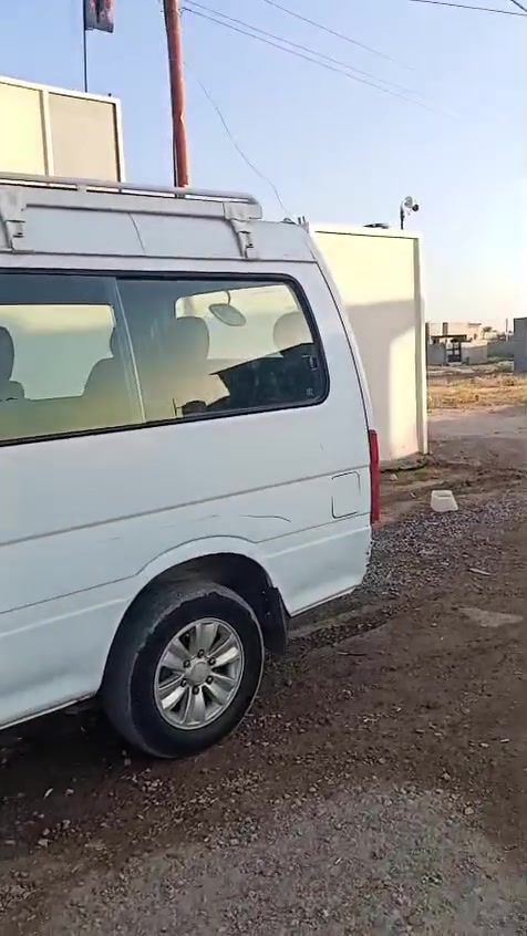 السلام عليكم جنبي H1 للبيع سياره تخبل
مكينه كير اكسل صدر بل جيس 
داخلها كلشي مابي حلو
 كهربائيات كلها شغاله 
مكفوله من الصبغ والضربه القويه عده 
شويه بارد بل بجم فوك شباج 
وبارد بل جنطة جوه الرقم 
والباقي كفاله نقصها بس دعاميه خلفيه 
سعر 85وبيها مجال بصيط
مكان اليوسفيه قصر الأوسط
 ما متواجد ع فيس رجأن 
وأسف على الإطالة 
رقم ***********
