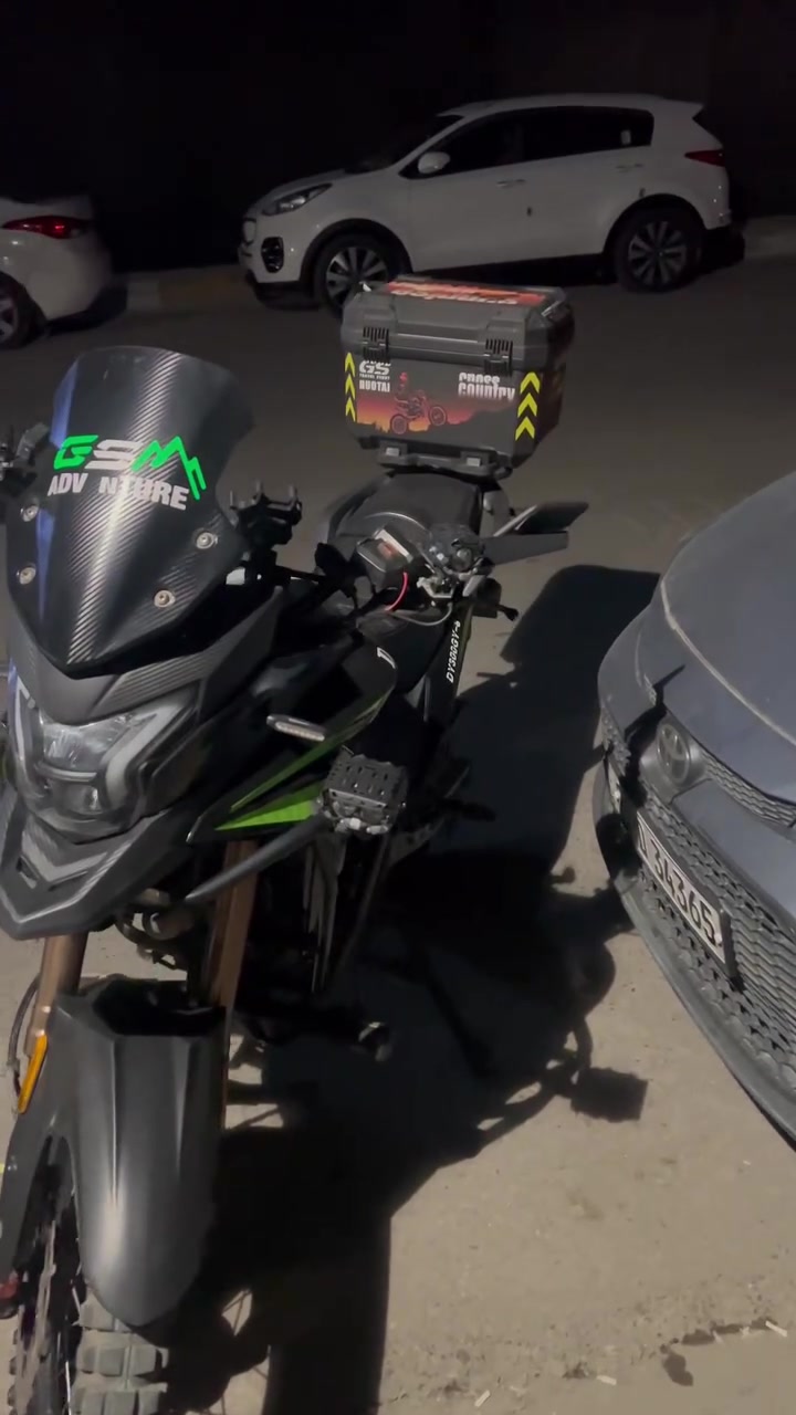 ادفنشر موديل 2025 رقم اربيل 
فقط الشاشة طافية تتصلح
الدراجة معروفة بقوتها ميحتاج احجي 
مابيها نقوصات بلوجكترات 4 ييجي وياها 
السعر خاص ***********
