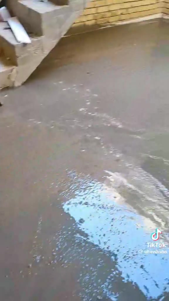 السلام عليكم عملنا مستمر اي شخص محتاج صب رباط او صب البيت من الداخل او تسليطه سطح يرسلني كادر كامل من خباطه وعمال وشغل نضيف  ***********
