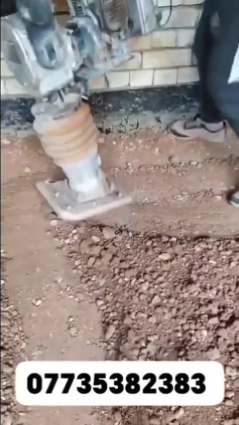 (العمل في بيت ألاخ محفوظ) 
يوجد حادلة قفاز(كنغر) حديثة للايجار مع الكادر 
للتواصل الاتصال على الرقم
***********
والعمل درجة اولى
