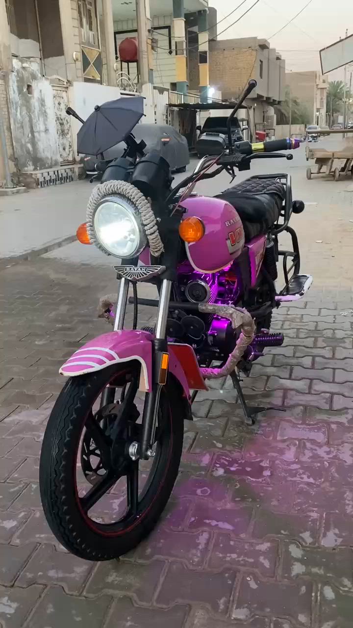دراجة دايون وحش الشارع  نوع ال vx لون بنفسج اوراق اصولي  .🔥
الدراجه محافض عليها من كلشي  مابيها اي مشاكل والدراجه متحتاج اي صرف دراجه مكفوله من كلشي  
محرك 200cc والدراجه خير من الله .🔥✈️
. باتري جديد . تاير خلفي جديد .❤️‍🔥👍🏻
الدراجه مكفولهه ونضيفه وجاهزه من مكينه . . وكهربائيات .✨ 
عنواني السماوه قضاء الرميثه مركز   .🤍
السعر 1500 ❤️‍🔥❤️‍🔥 
المو شراي ليتعبني ❌
للاستفسار اكثر 👇🏼👇🏼.  
 راسلني خاص او الاتصال                          
***********
