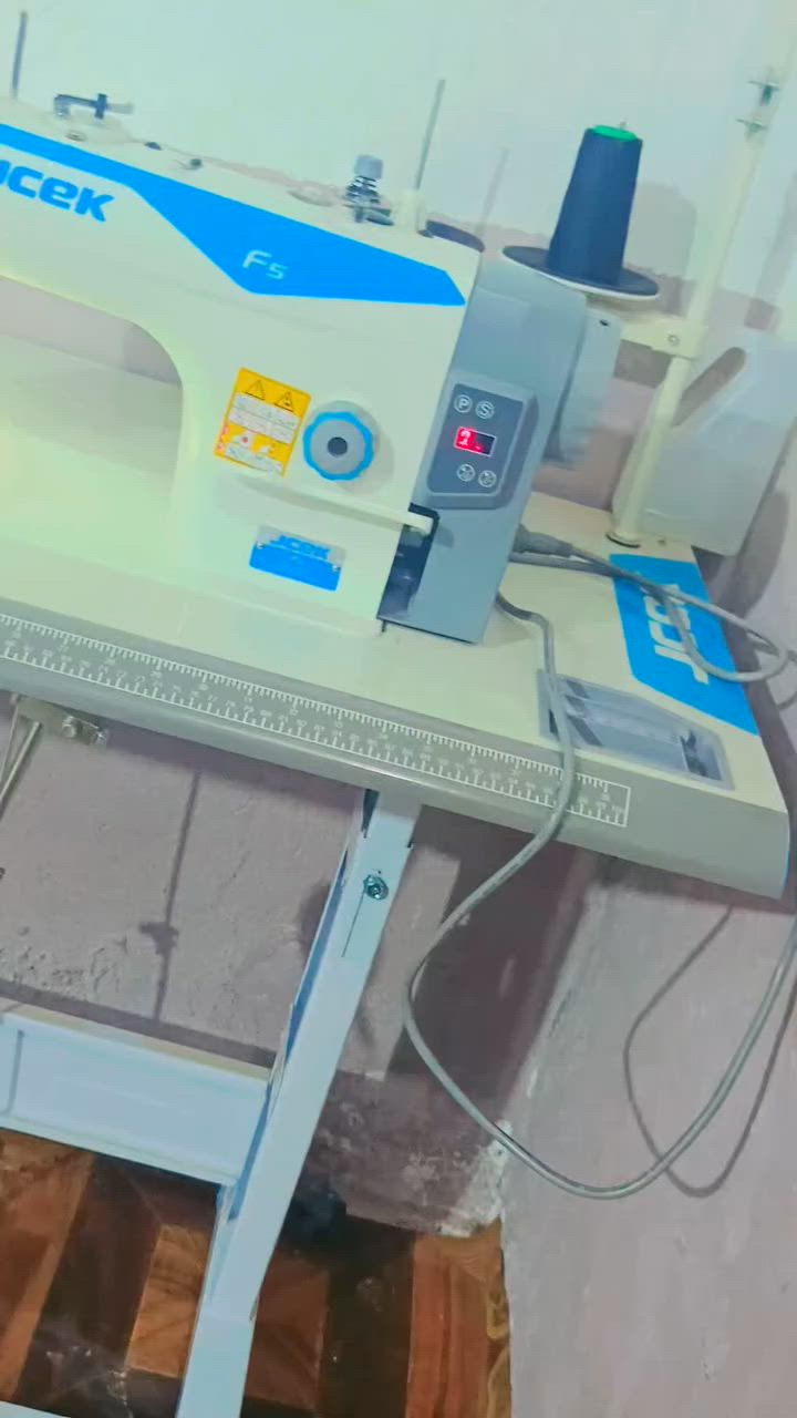 مكينه جاك مستخدمه 7 ايام للتدريب فقط سعر 350بي مجال


**إذا كنت صاحب هذا الإعلان وتريد حذفه لأي سبب، رجاءا أرسل رسالة إلى الدعم الفني**