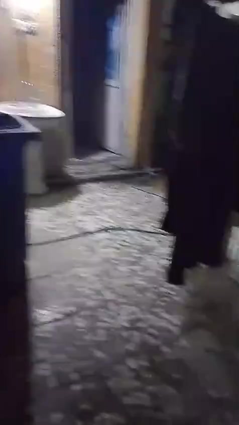 دار للبيع مساحه 150م 7×21طابق واحد زراعي كفاءات العبيدي منطقة شمر  نهاية شارع العابد مقابيل جامع أئمة البقيع 
مكلف بنشر ***********
