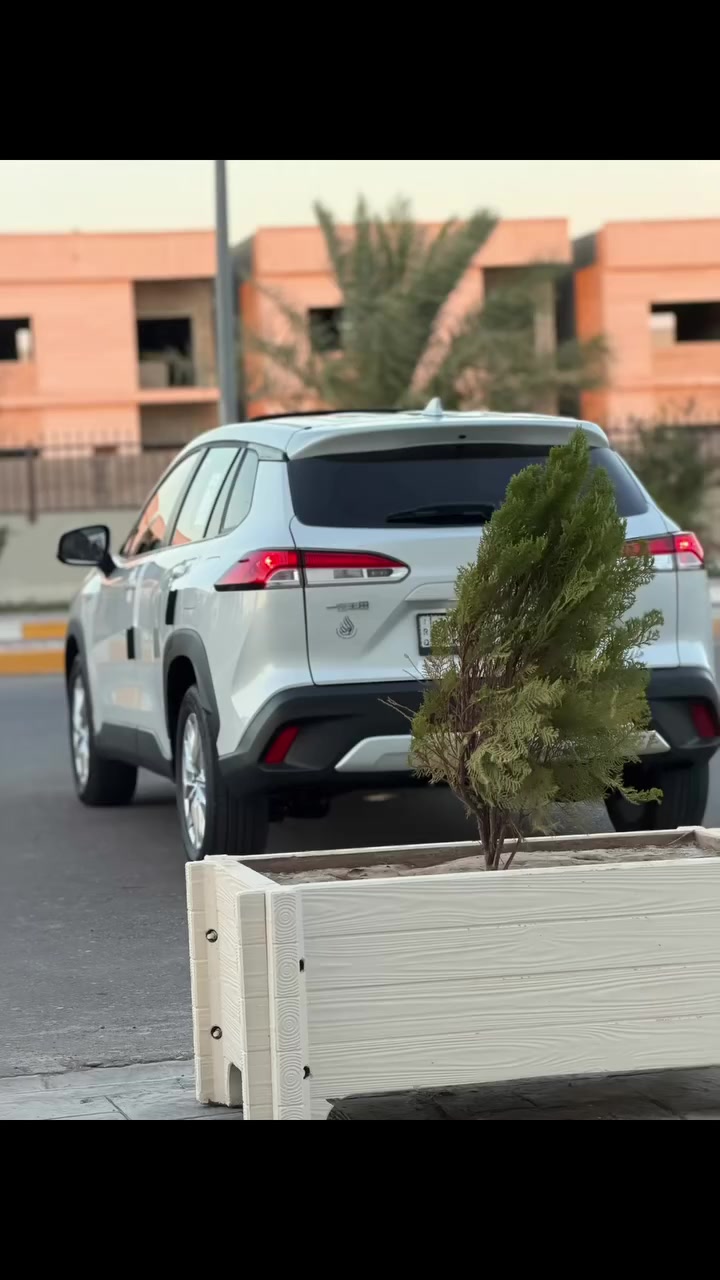 ⚜️بسم الله الرحمـن الرحيم ⚜️
COROLLA CROSS 2025 HEV  13000 km فقط

🛜 رادار امامي
🛜تحديد مسار 
🛜خروج عن المسار
🛜3 انضمة قيادة 
🛜 هاند بريك اوتو
🛜اوتو هولد
🛜كامرة خلفية دوارة 
🛜توقف ذاتي 
🛜جلد اسود 
🛜 بصمة عدد ٢

🔴ملاحضة السيارة ع وضع الوكاله وكفاله عامة

السـعــ🔴ـ ر 27,850  مجالك حك جيتك

 ⚜️***********  صاحب السيارة ⚜️
