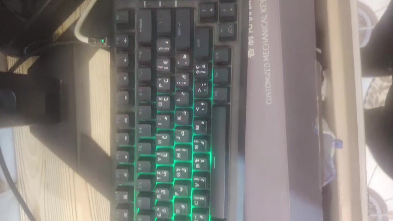 سلام عليكم كيبور ميكانيكي كيمنك شوتر للبيع
سبع ٨ مودات rgb
قابل التخصيص اتصال واير وايرلس
DK 75
صوت كريمي
السعر ٣٥
*********** اتصال أو وتساب
