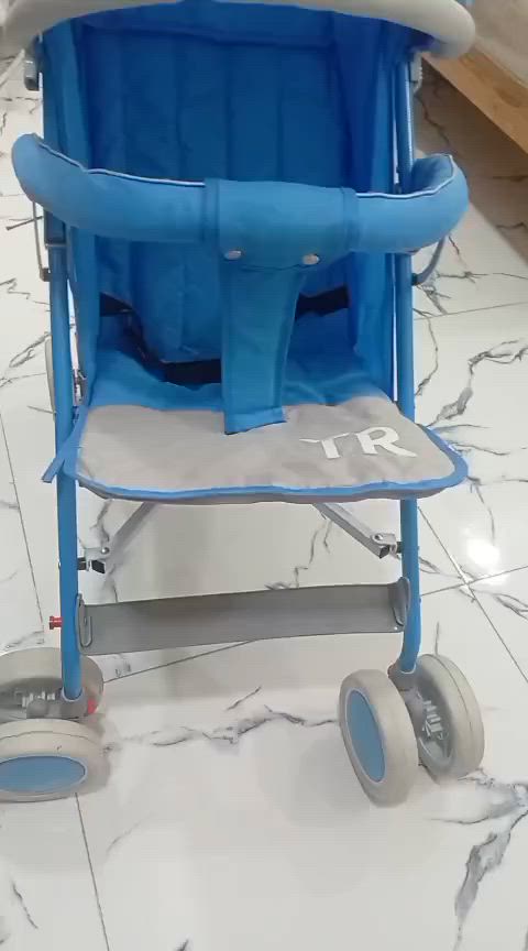مجموعة أغراض اطفال للبيع نظيفات جدآ العربانه ب ٥٠ الزحليگه ب ٤٠ والكرسي الهزاز ب ٨٠ جديد ممستخدم وبيهم مجال بغداد منطقة البنوگ


**إذا كنت صاحب هذا الإعلان وتريد حذفه لأي سبب، رجاءا أرسل رسالة إلى الدعم الفني**
