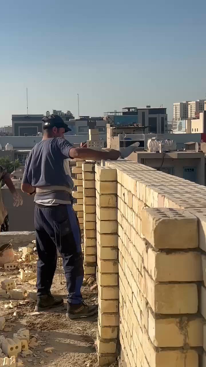 السلام عليكم من رخصت الادمن خلفه بناء ومقاول متفرق حاليآ عملي داخل بغداد فقط للاستفسار الاتصال على رقم الهاتف متوفر واتساب *********** الله يرزق الجميع يارب @
