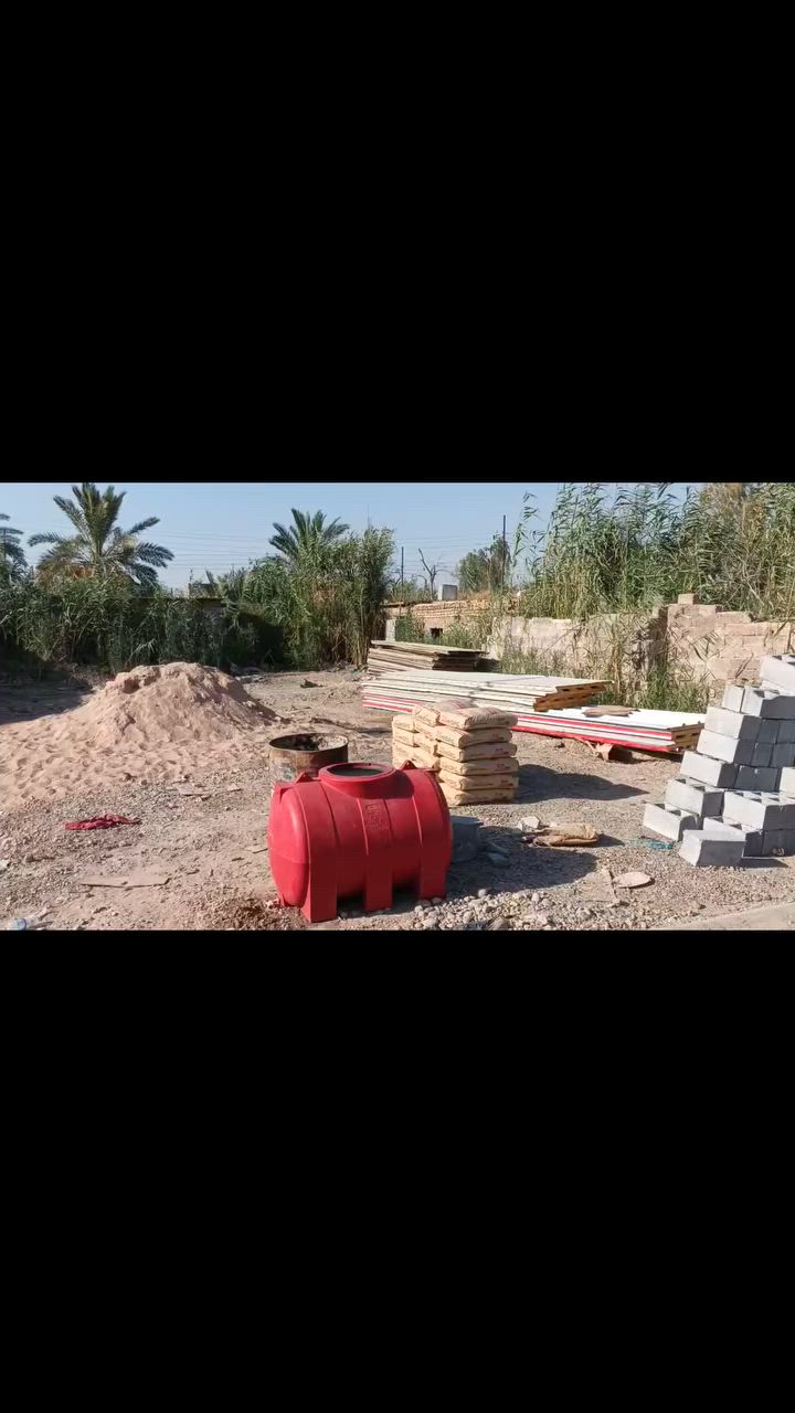 قطعة ارض للبيع منطقة محمد باقر الصدر ( الكرفانات )
المساحة 350 م²
الواجهة 14 ونص
النزال  24 
تبعد عن الشارع الرئيسي 100 متر
القطعة مسحوبلهة ماء ومجاري 
السعر 40 مليون


**إذا كنت صاحب هذا الإعلان وتريد حذفه لأي سبب، رجاءا أرسل رسالة إلى الدعم الفني**