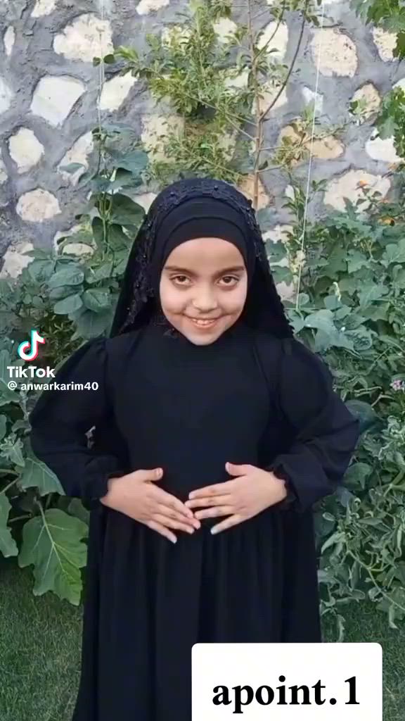 *بنوتچ تستاهل تطلع أميرة 🌸*

وفرنالكم عباية *apoint.1* للبنات الصغار 
اللي الكل يدور عليها: ستايل محتشم + دانتيل يدوي فخم + خامة ما تحر

مناسبة للزيارات، المدرسة، العزيات، المناسبات

*المواصفات:*
- قماش ناعم بارد يلبس صيف شتاء
- دانتيل مرتب على الحافة والخصر 
- متوفرة بكل المقاسات من 4 سنوات لـ ١٠ سنة
- اللون: أسود ملكي

*الكمية محدودة جداً احجزي هسه قبل ما تخلص* 
السعر مفاجأة + توصيل فوري لكل العراق

للحجز دزي العمر والعنوان خاص 📩


**إذا كنت صاحب هذا الإعلان وتريد حذفه لأي سبب، رجاءا أرسل رسالة إلى الدعم الفني**