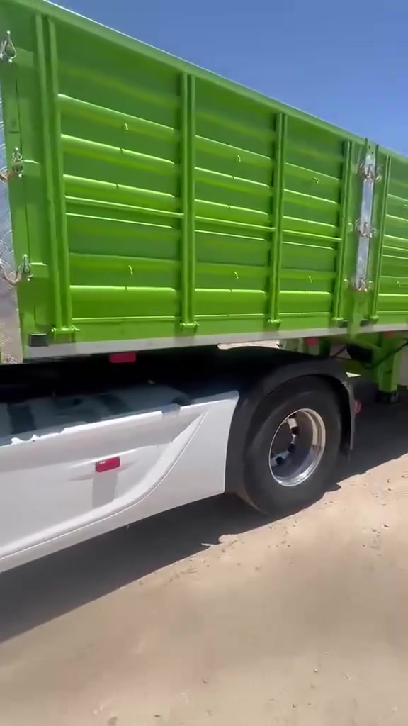سلام عليكم سياره مارسيدس وحش لبيع قماره وصط مديل 2016 سياره فول مواصفات حجم 1845 تسجيل جديد العربانه غسان مديل 2026 تخم تاير مكفوله من كلشي  العنوان البصره 
***********   مكلف بنشر
