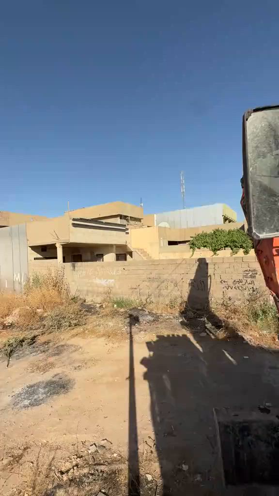 تفليش البيوت ورفع الأنقاض وتعديل الأرضية بمواد البيت بدون فلوس في جميع مناطق ديالى للاتصال على الرقم ***********
