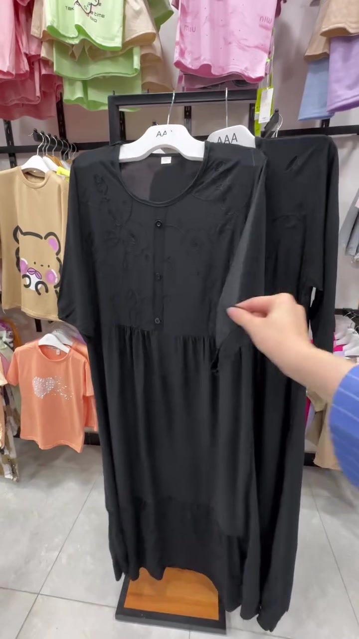 توفر لدى مجمع ستايل فأملي دشداشه نسائي القياسات من XL _3xl 
العنوان الحريه حي السلام نهايه شارع 20 قرب أسواق رافد و يتوفر خدمه توصيل بغداد 5 و باقي  المحافظات 6  و داخل الحريه الف و الحجز عن طريق الواتساب ***********
