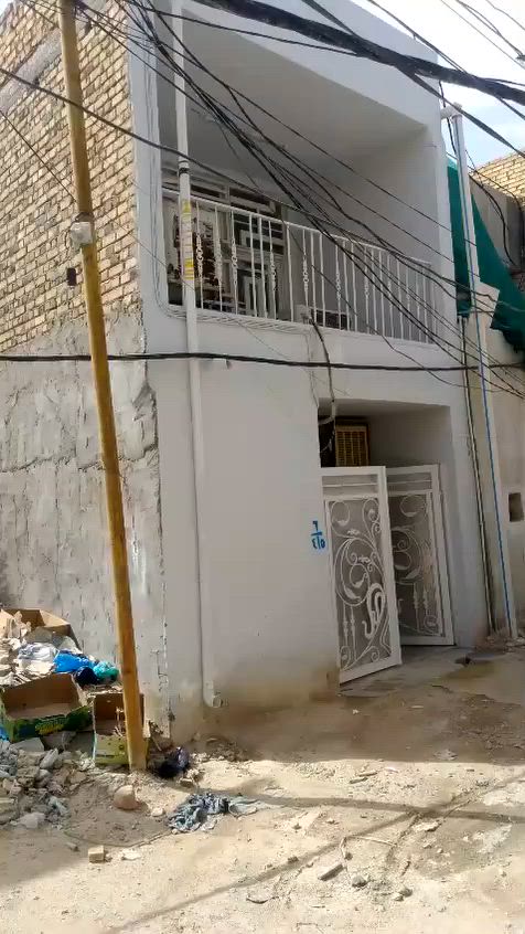 عندى بيت مساحته ٧٠م طابقين حديث .زراعي..عقد بليبله..قريب على الإمام تروح مشي .نظيف جدا الاتصال برقمى ***********
