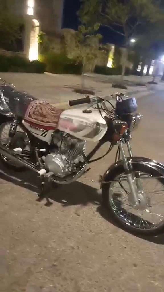 السلام عليكم دراجه للبيع مديل 26 دراجه نضيفه شوفت عينك سعر 650وبيه مجال قليل مكاني كربلاء ***********هاذا الرقم مابي واتساب اتصال او راسلني خاص
