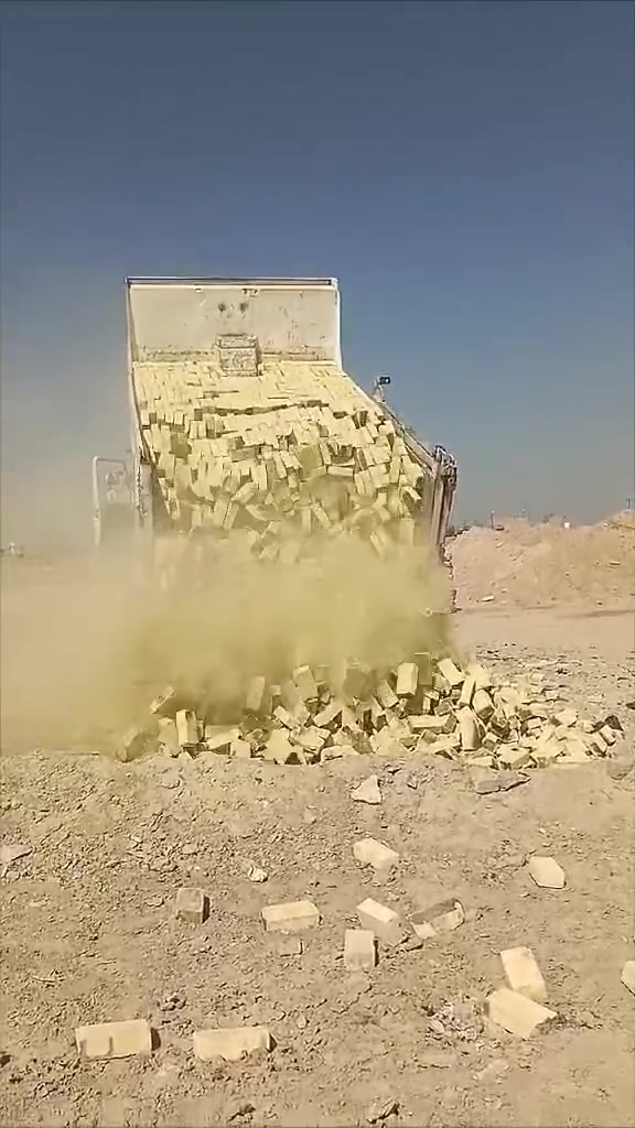 ياالله السلام عليكم 
تم تخفيض السعر 

تجهيز اجود انواع طابوق و 
الجمهوري
***********
طابوق درجه اولى خاضع للفحص المختبري 

العدد لمضبوط امانه الله ورسوله مع الزياده 
يتوفر 8000الاف و7000الاف 4000الاف
للتواصل 
***********
***********
