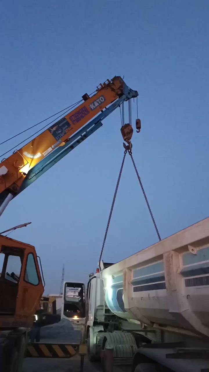 السلام عليكم
كرين كاتو 20طن. موديل 85  5لفرات رقم بغداد السعر تلاثه ونص  للاستفسار ***********
***********
