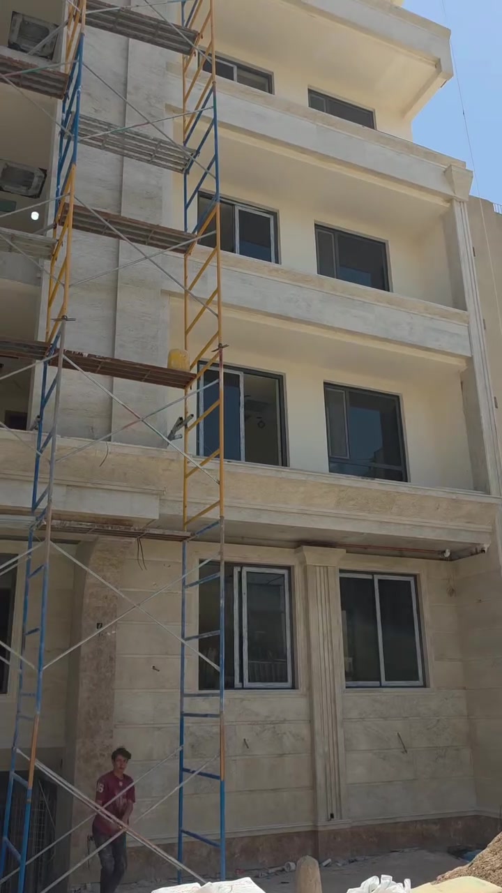 🏗️ العمل مستمر في أحد مباني الوكيل السكنية – مجمع شقق تمليك

امتلك شقتك في مشروع يجمع بين الموقع المميز وجودة التنفيذ، مع إطلالة ساحرة على نهر دجلة تمنحك أجواءً من الهدوء والرقي.

✨ مميزات المشروع: 🔹 إطلالة مباشرة على الشط
🔹 مصعدان حديثان لخدمة السكان
🔹 بارك خاص للسيارات
🔹 أسعار مناسبة جداً مع خيارات دفع ميسّرة
🔹 تشطيبات عالية الجودة واستعداد للتسليم قريباً بإذن الله

📞 لا تنتظر حتى اكتمال البيع... احجز شقتك قبل التسليم.

للاستفسار والحجز: ***********

شركة الوكيل... حيث تلتقي الجودة بالموقع المميز.
