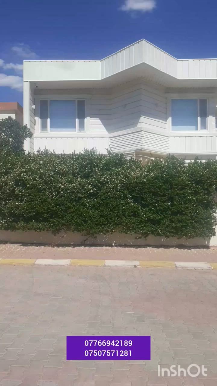 خانوویەکمان بۆ هێناون لە شاری نموونەیی ڕووبەرەکەی 225 مەتر  نۆ‌ژەنکراوەتەوە بۆ زانیاری زیاتر پەیوەندی بکەن بەم ژمارانەی خوارەوە 
***********
***********
