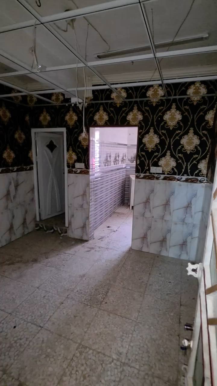 شقه شبابيه للايجار  سعر ٥٠٠ الف الغدير  المربع الثاني  كهربا خصصه  طابق ثاني
***********
***********
مكتب البركه للعقار في منطقه الغدير
