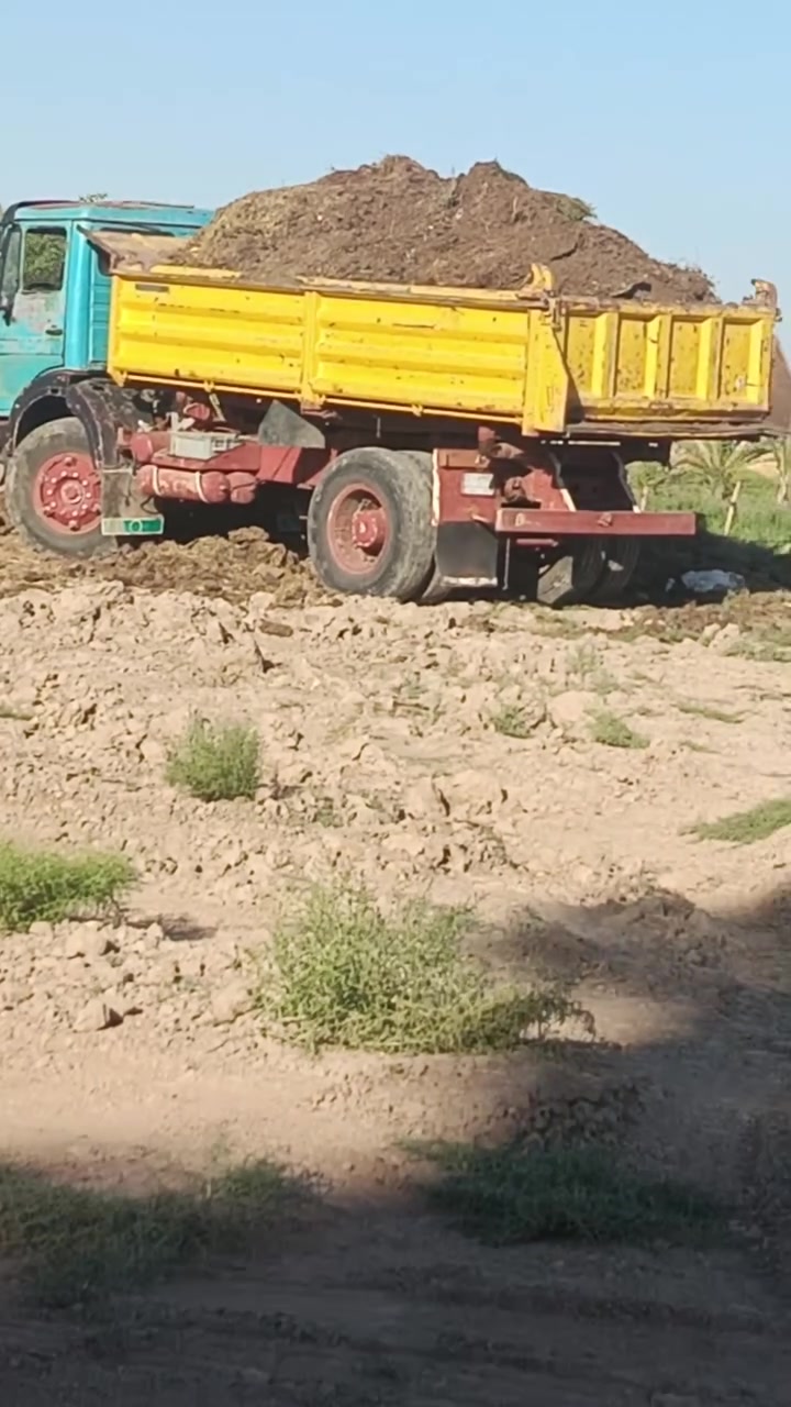 سلام عليكم  خوان سماد مختبر درجه واله عشرط سماد فول وحمول كبار كله عشرط سماد‏مخمر وهذه رفمي‪***********‬‏
