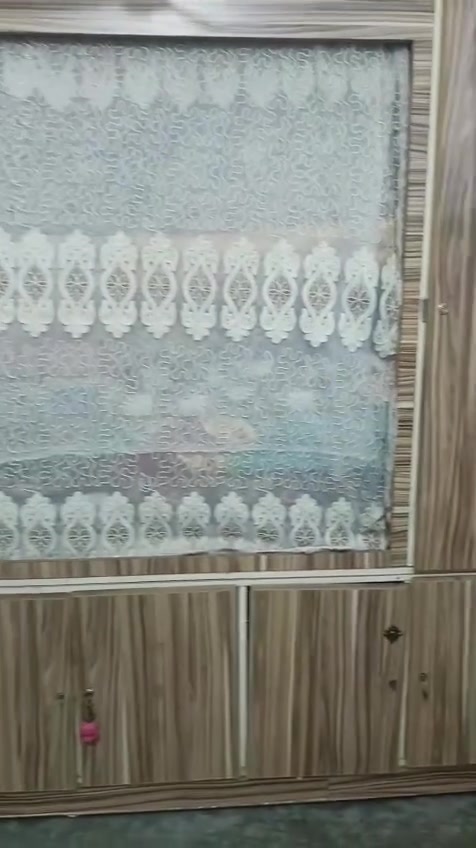 سلام عليكم بوفيه سليمانيه حطاطه ٣متار  نضيفه كل عيب مابيهه لبيع سعر  ٢٢٥ وبي مجال هذه رقمي ***********
