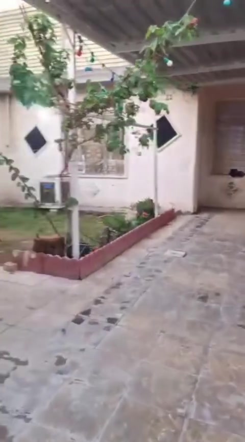السلام عليكم ورحمه الله دار زراعي واقع حال 200 م منطقة سكنية قرب فلكة حجي مهدي الكناني للتواصل مع صاحب الدار اتصال أو واتساب السعر 85وبي مجال 
***********
