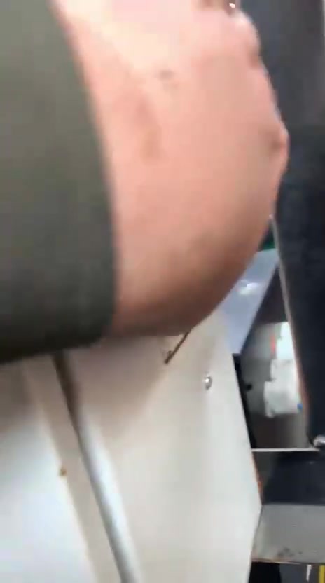 السلام عليكم
مولدات للبيع عدد اثنين وحده كمنز ٥٠كيفي والثانيه فيات ٥٥٠ كيفي للتواصل ***********7

