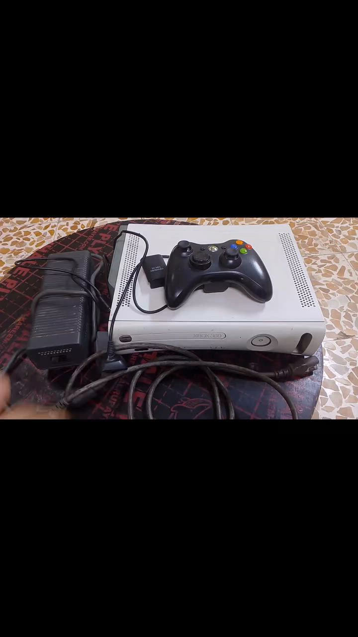 اكس بوكس 360 هارد خزن يده بلوتوث وحده للبيع سعر 75 وبي مجال موقع  موصل ايسر  حي عدن 
رقم اسيا *********** وبي واتساب
