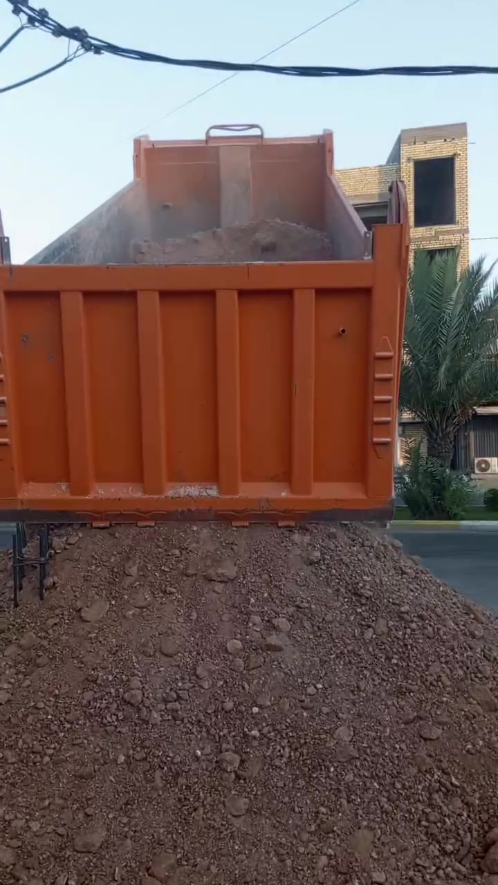 جزء من اعمالنه اليوم مستعدون الكافة الاعمال تفليش تكشير البيوت تدخيل وفرش سبيس وحدل وقلع ارضيات من الكاشي تزفيت الارباطات صب باتلو لنتن الاتصال على الرقم ***********
