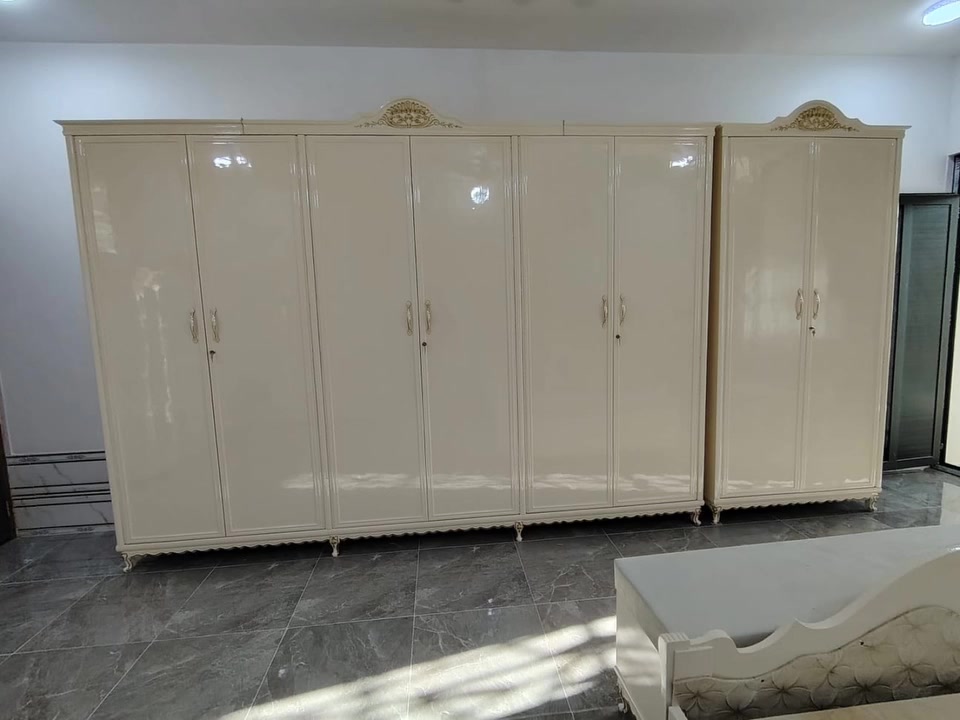 ورشة الفرشاة الدهبيه لصبغ الموبيليا
بأدارة ..عمر جلود
الأنبار - هيت -الزهور الأولى قرب متنزة الزهور
هاتف ***********
واتساب
