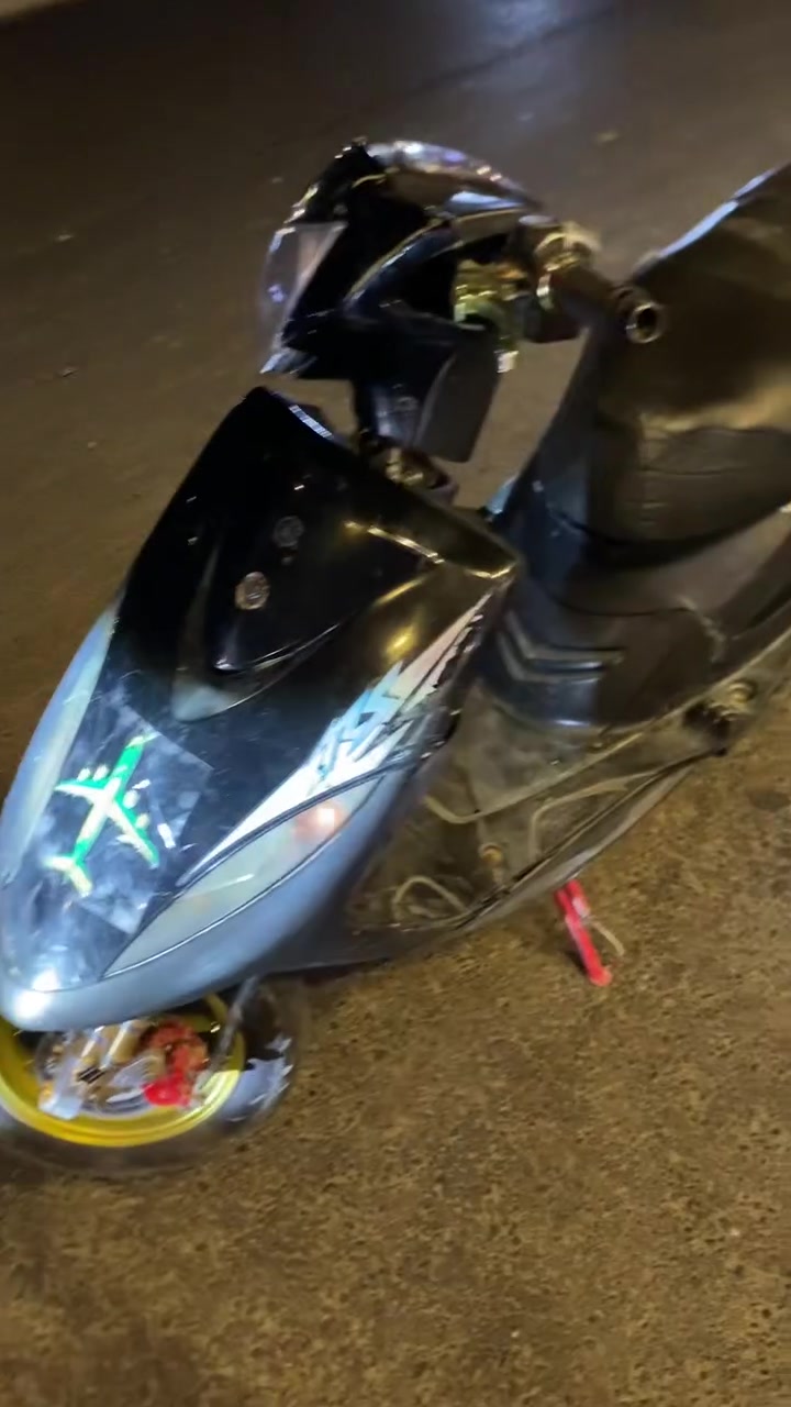 ماكس عدله شلعه معدل فول كهربائيات شغلات بس سلف يشكل مرات يشتغل مرات لا هندر واحد شغاله وياهه دمام قفل ستيرن رايده 500بي مجال وذا كو مرواس هم عادي مكاني مدينه الصدر ***********
