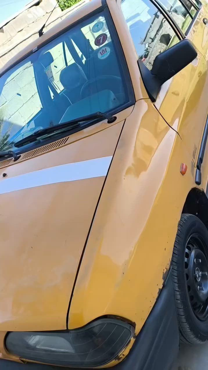 السلام عليكم 
سايبه ٢٠١١ مكينه بيها صوت بالكور وديتها كالو الكور دايس بس ما عليها شي تمشيك سنه تبريد خير من الله كيرها بي الجبنه كايمه شواصي بلاديه ما بيها تبديل بيها على البارد مثل ما موضح بألفديو ارقام انكليزي سنويه ٢٨ مصفره هيئه وغرامات تخم تاير وسبير وجك ويل سبانه مشط الستيرن مجفت بي ثكل بسيط وبيها خياسات قليله تتلكط السياره ما طالع بيها مكانات بعيده من الدوام للبيت 
مكاني بغداد قضاء المدائن 
*********** 
السعر 24 وبيها مجال قليل متواجد فيس بوك واتساب واتصال على الرقم
