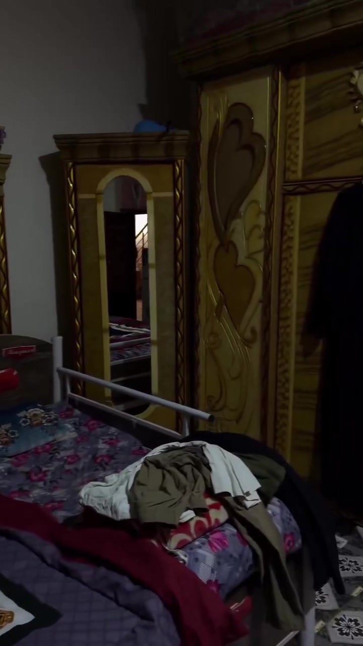 غرفه نظيفه جدا للبيع
رقمي ***********
