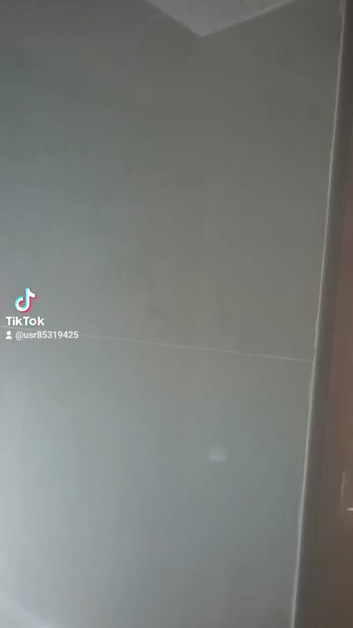 كادر متخصص خلفات سيراميك جدران ارضيات الاستفسار رقم الهاتف ***********
