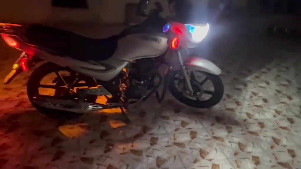 لبيع سايم موديل 17 ب 900 بيه مجال تواصل ع رقم صاحب دراجه‏‪***********‬‏
