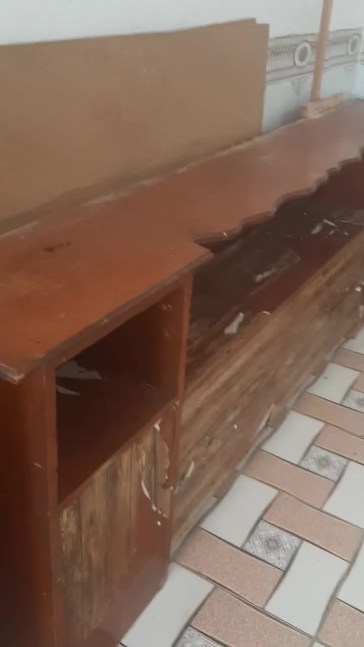قرفت خشاب اللبيع مستخدمه
بخدمت لشراي ليريده يتصل عل هاذه رقم  ***********
