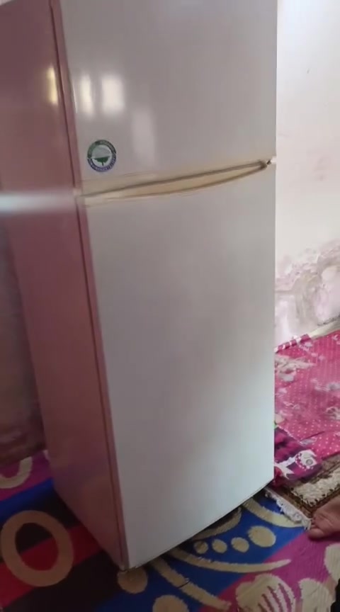 ثلاجه جديدشرط التجنيد ***********

