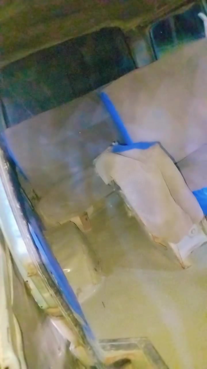 سلام عليكم كيه للبيع موديل 94سياره شوفت عينك حلوه وكاعده وبلاديه السياره بيه خيط بخار يعني ادخن بس ماتنقص هواي سياره مكفوله كير كهربيات شوفت عينك كله مكفوله سنويه نهايت 27خطه نادر خط وبحث جدد مصفره هيه ومرور ربع مامطلوبه السياره مكفوله كفاله عامه من عده المكينه السعر 35وبيه مجال الخاص مفتوح او اتصال ***********اتصل وبيك خير وتدلل راعيه موجود تريد وكاله تريد تحويل
