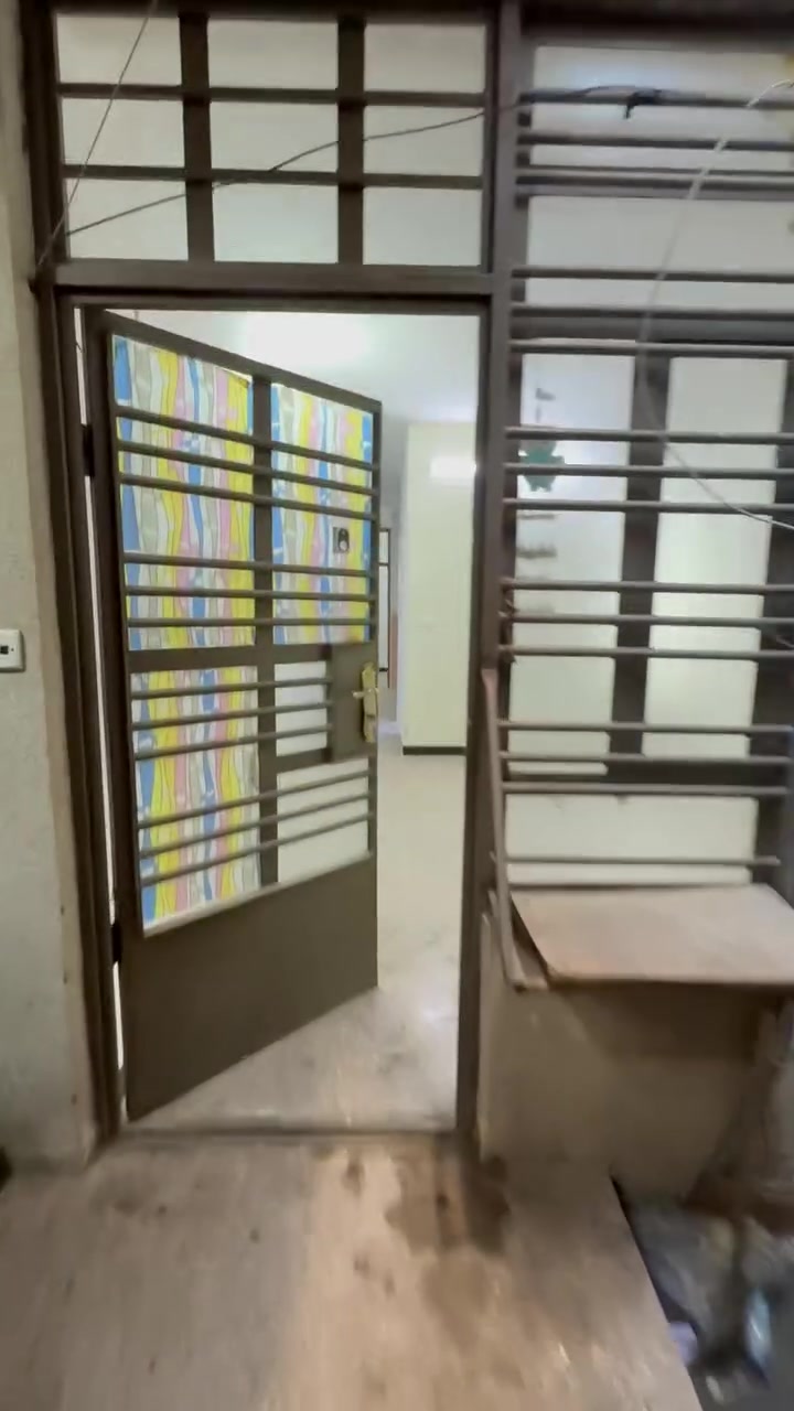 #اعلان_شقه_تمليك_للبيع 🏢 الاعظمي للعقار 🏢
توفر شقق تمليك للبيع حديثه بمنطقه الاعظمية
تسليم فوري مباشر ( سعر مغري ٨٠ مليون )
📍الاعظمية شارع الظباط🏗️
شقه طابق رابع مصعد مساحته ٥٠ متر
تحتوي على غرفه نوم وحده وهول ومطبخ معزول وخدمات
للاستفسار
📞 *********** احمد الاعظمي
