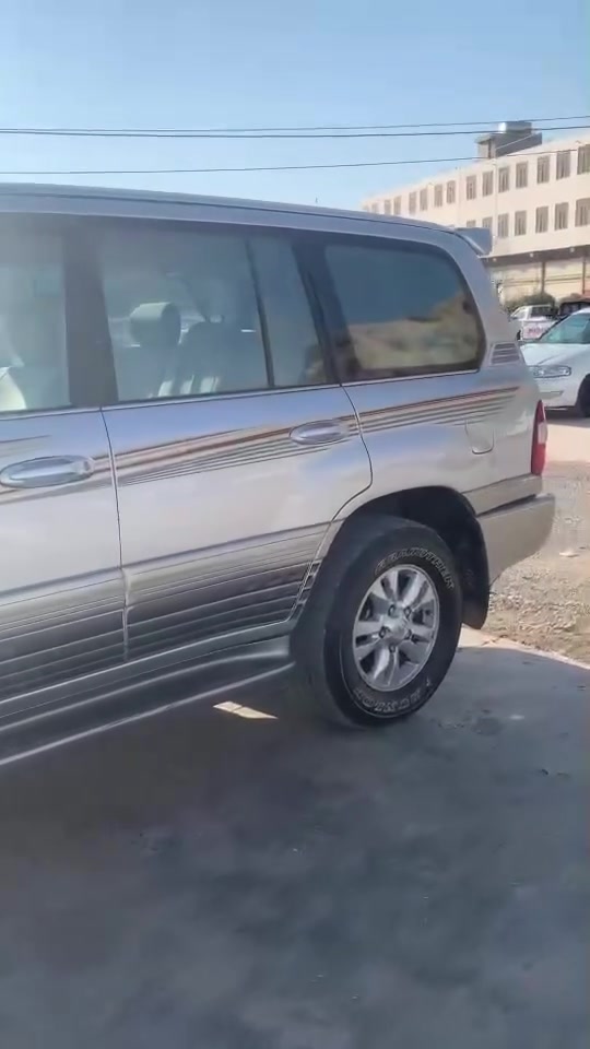 مۆنیکا
مۆدێل2007مانگی5
ڕەنگی سلڤەر
کۆدی بۆ کراوە باڕ کۆدی وەرگرتوە
مواسەفاتgxr
V6
ناو زەرد
سەلاجە تەبریت مەرکەزی
سەڵاید
داتاشۆ
گێڕ تۆماتیک
گێڕ و مەکینە و تەبرید و  عەکسل و دەبڵ عەکسلی هەمووی بە شەرتی فیتەر بۆ نوقسانی مەگەرێ مەکینە نەکراوە
سعری137مەجالی کەم
***********
***********
