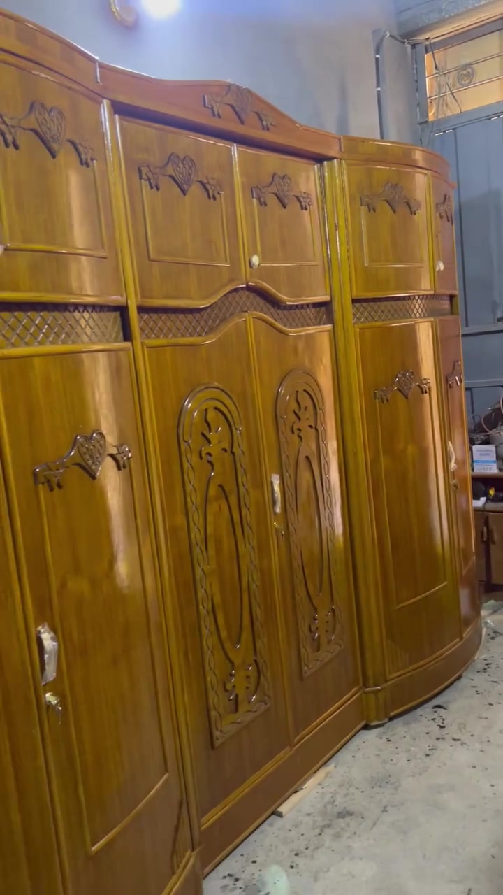 سلام عليكم غرفه نجاره صاج داخل خارج صاج مستخدمه نظيفه السعر ٧٥٠ العنوان الحله ***********
