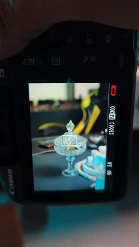 من أفضل عدسات كانون 50mm f1.4  سعر 185 الف توصيل مجاني  للحجز والاستفسار مراسلة واتساب  *********** ***********
