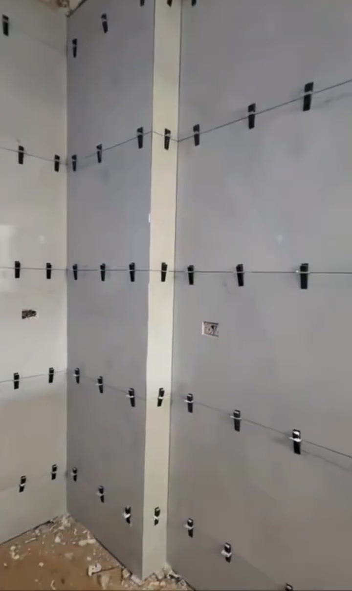 السلام عليكم بعد ازن الادمن كادر مصري درجه اولي تسليم مهندس ارضي وا جيداري ***********
